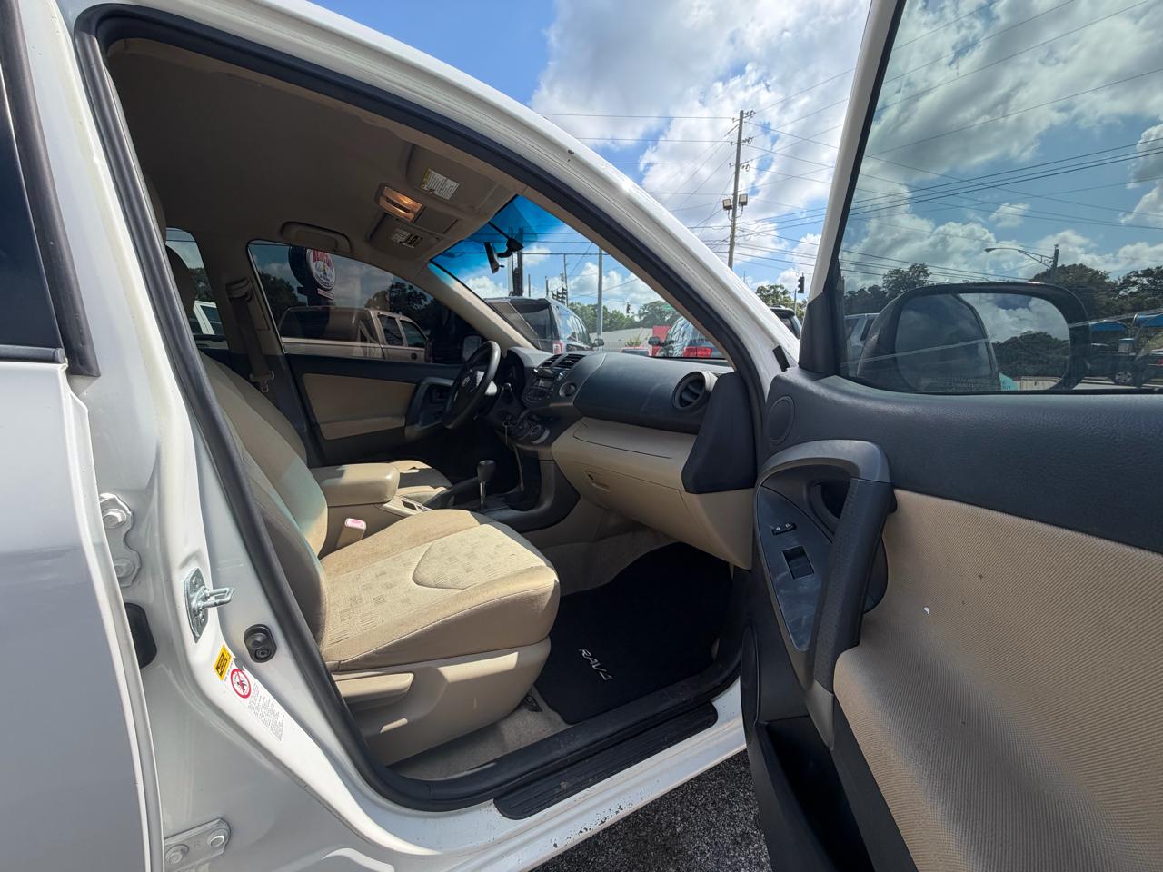 Toyota RAV4  2009