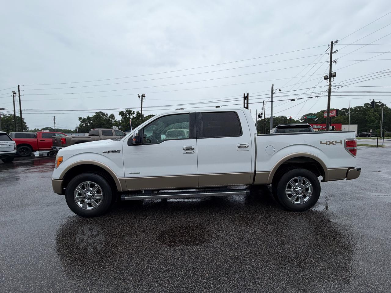 Ford F-150 SuperCrew 139" Lariat 4WD 2012