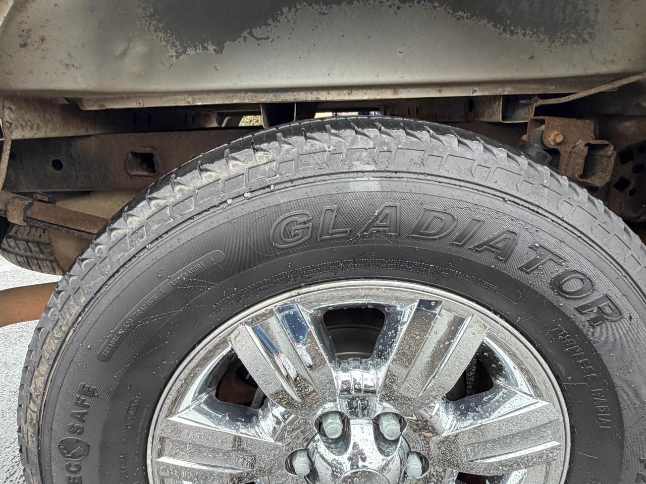 Ford F-150 SuperCrew 139" Lariat 4WD 2012