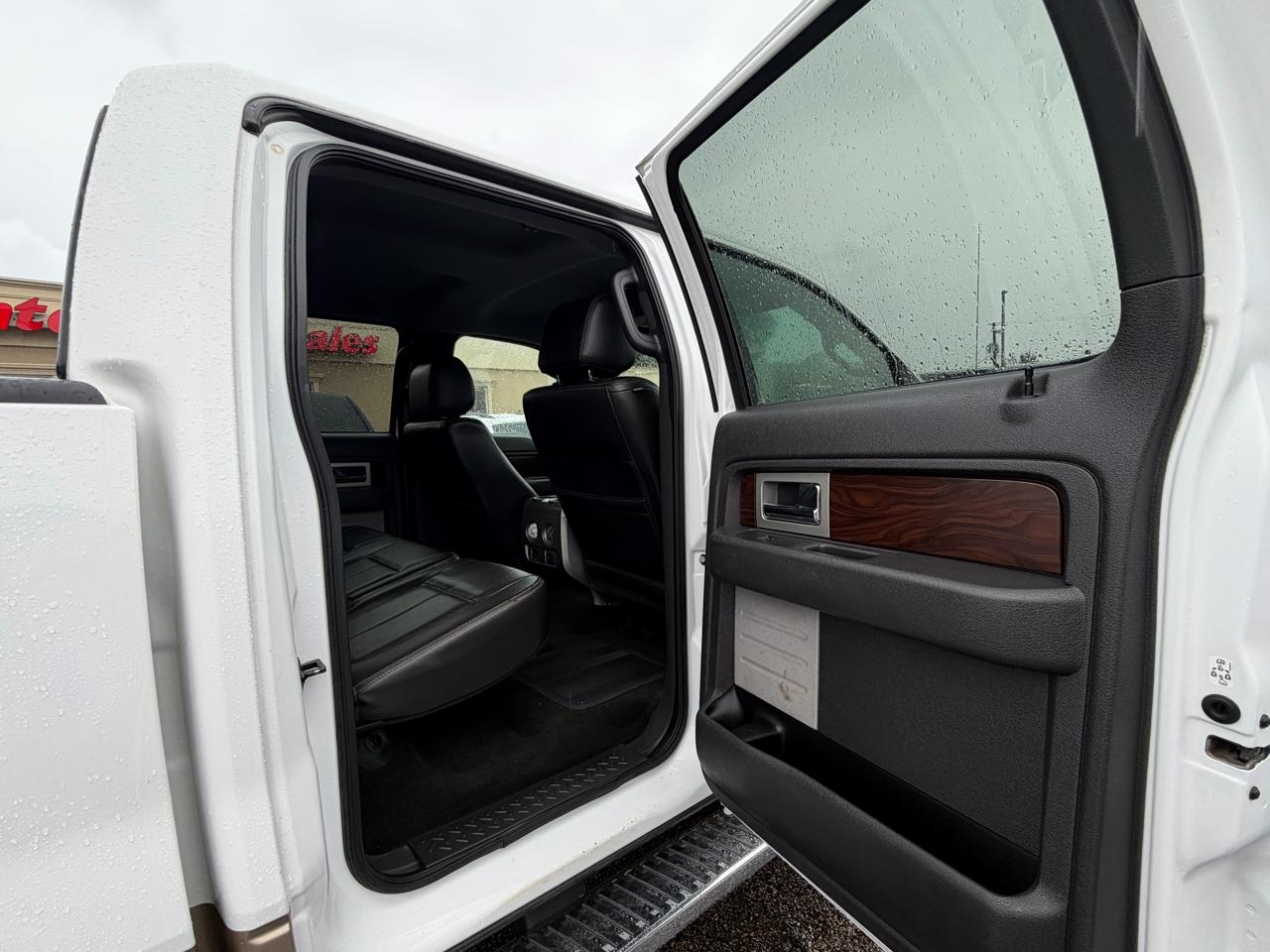 Ford F-150 SuperCrew 139" Lariat 4WD 2012