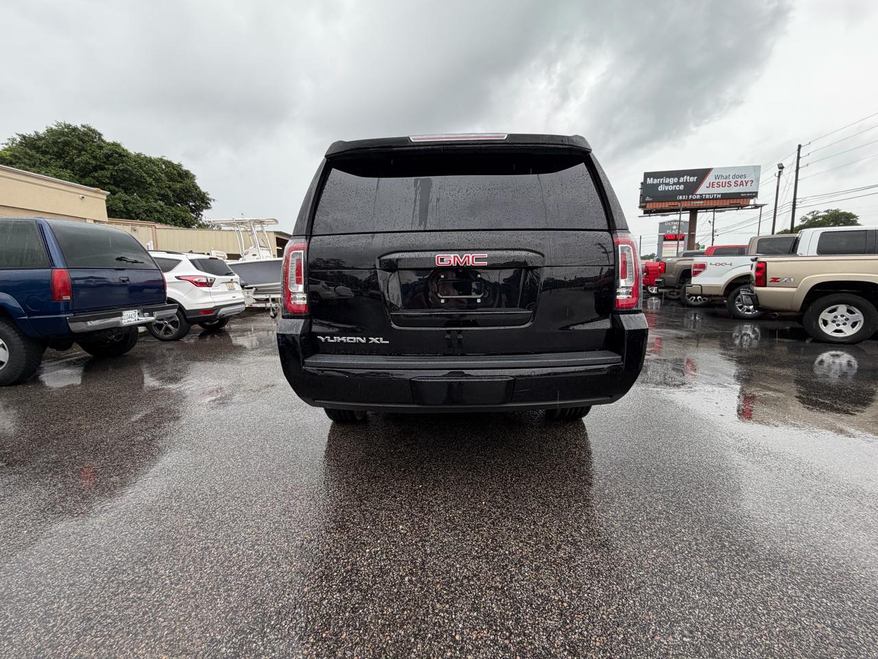GMC Yukon XL  2018