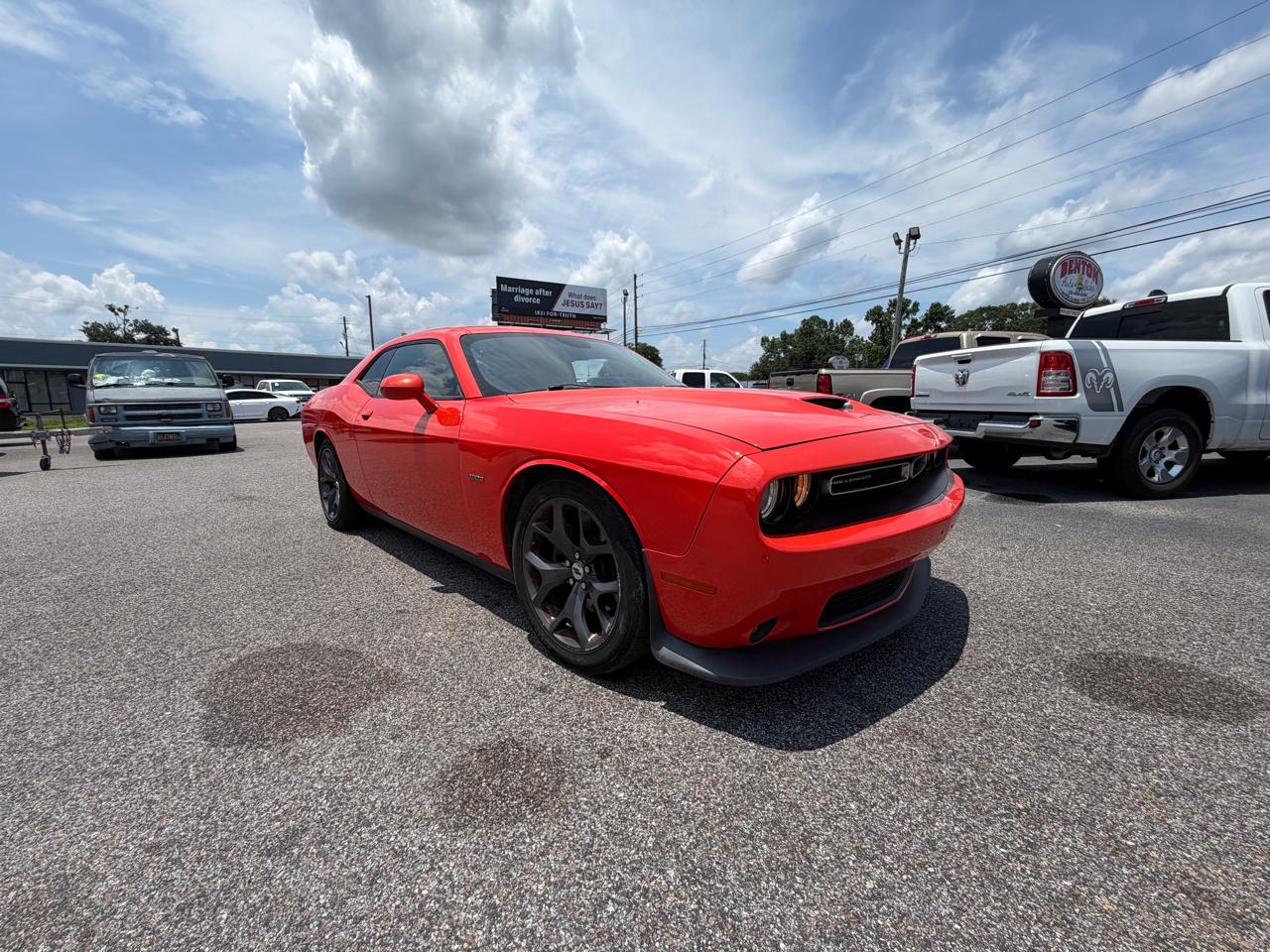 Dodge Challenger  2019