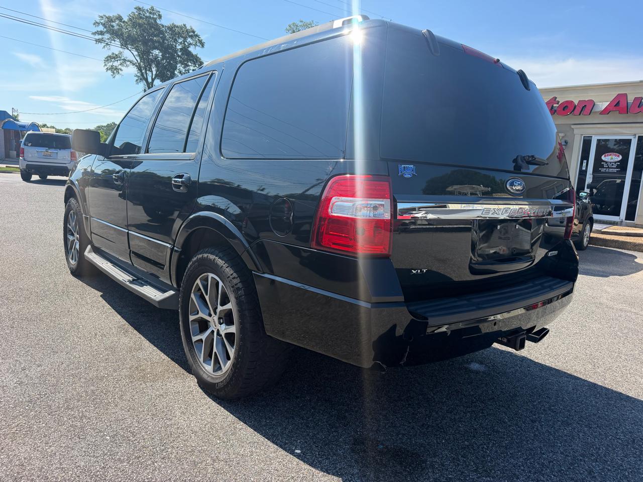 Ford Expedition  2016