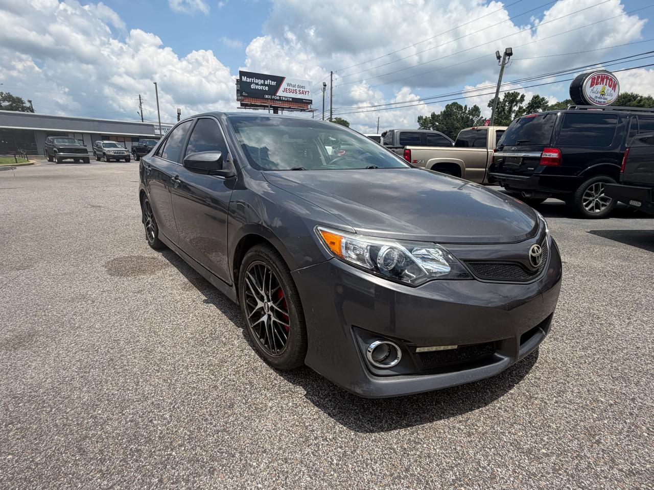 Toyota Camry  2014