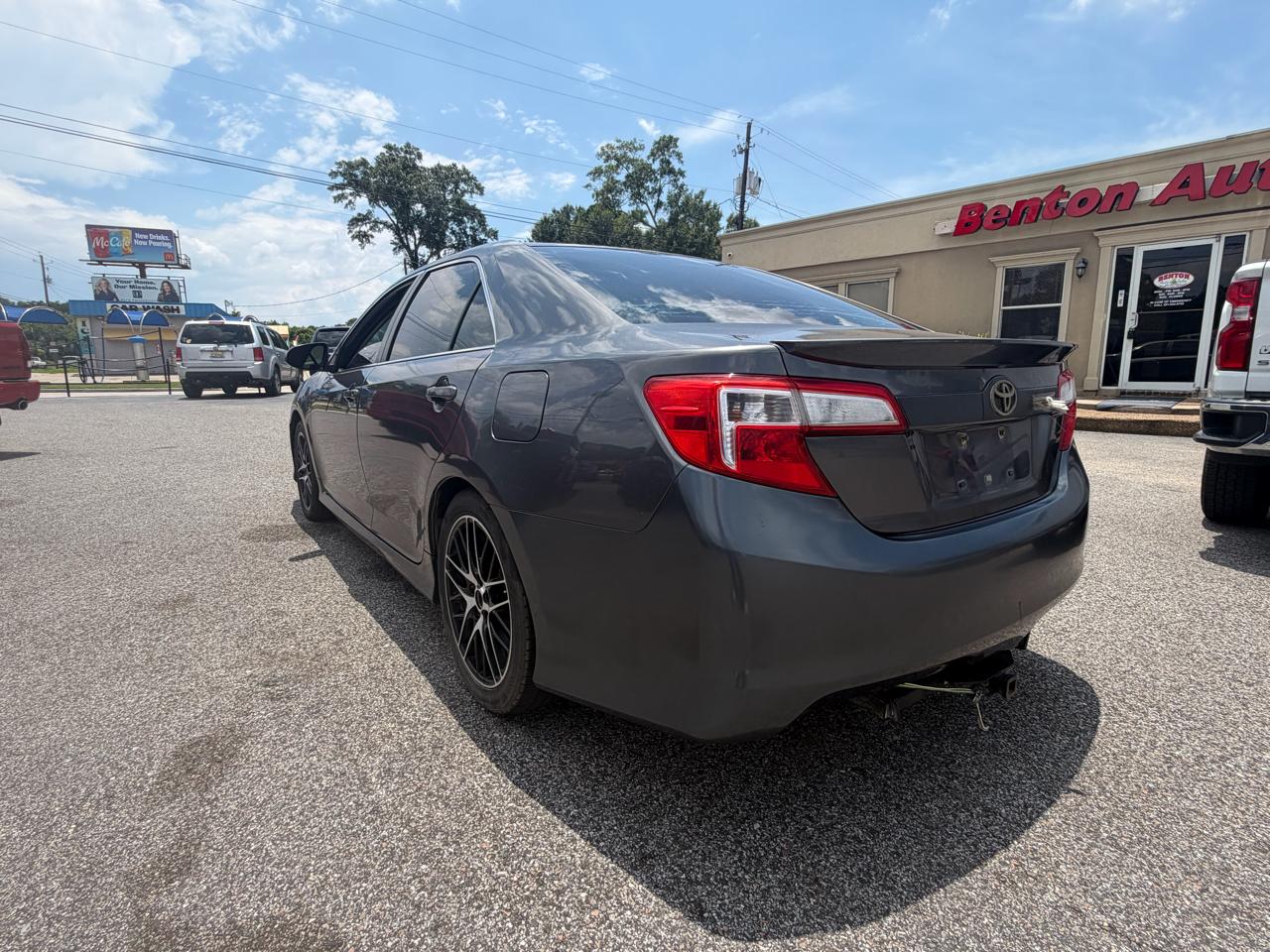Toyota Camry  2014