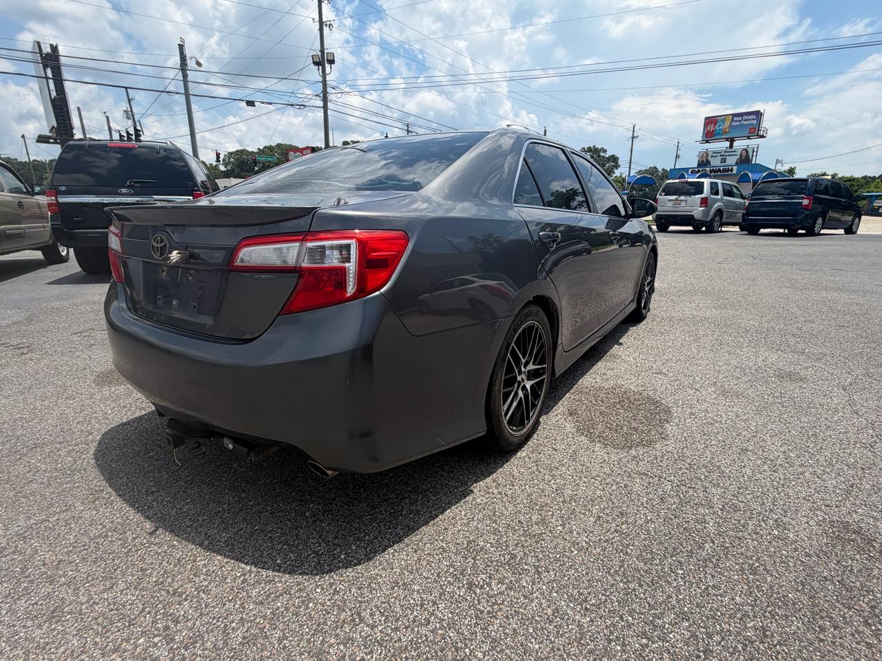 Toyota Camry  2014
