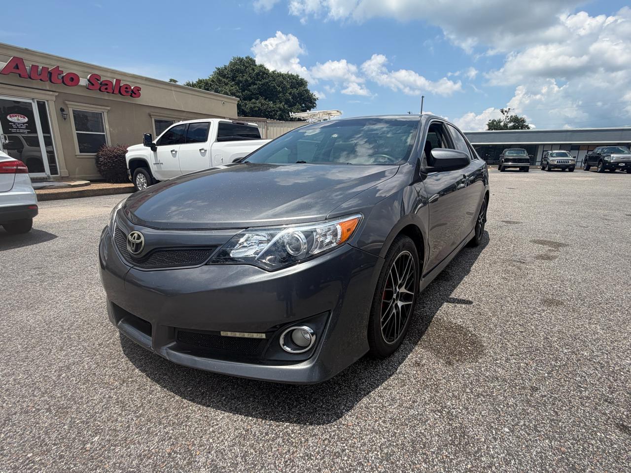 Toyota Camry  2014