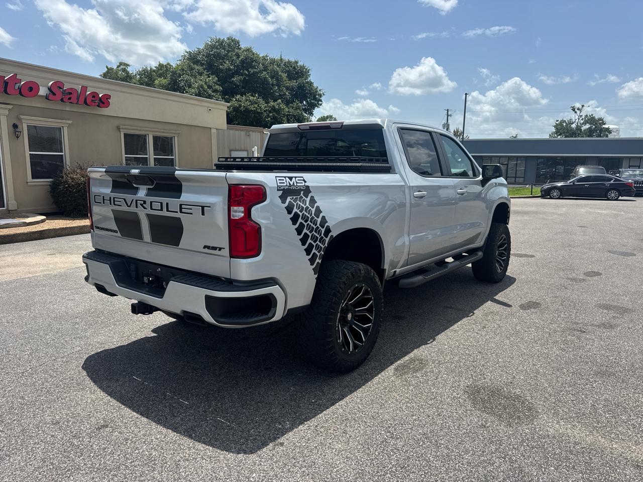 Chevrolet Silverado 1500  2021