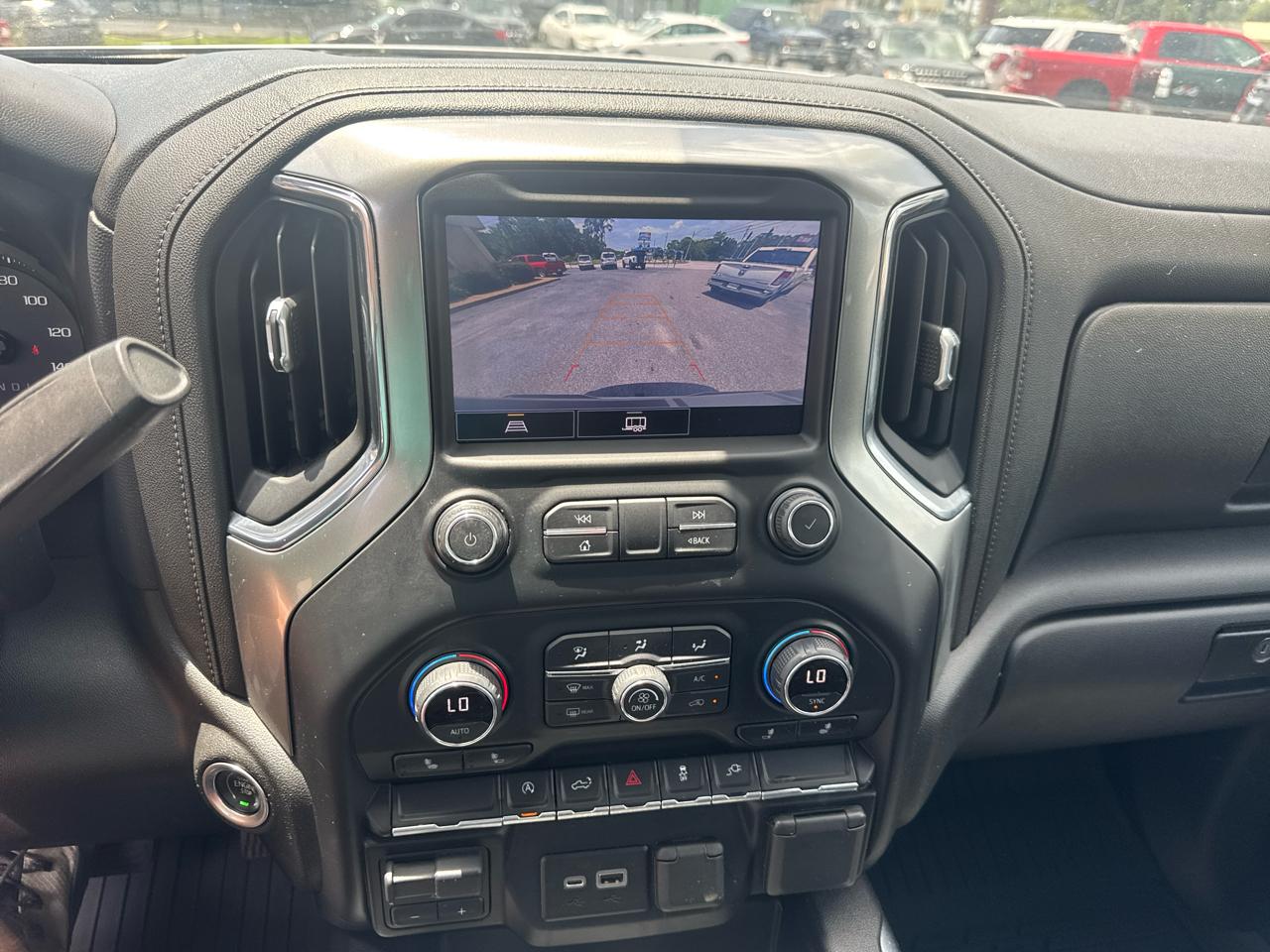 Chevrolet Silverado 1500  2021