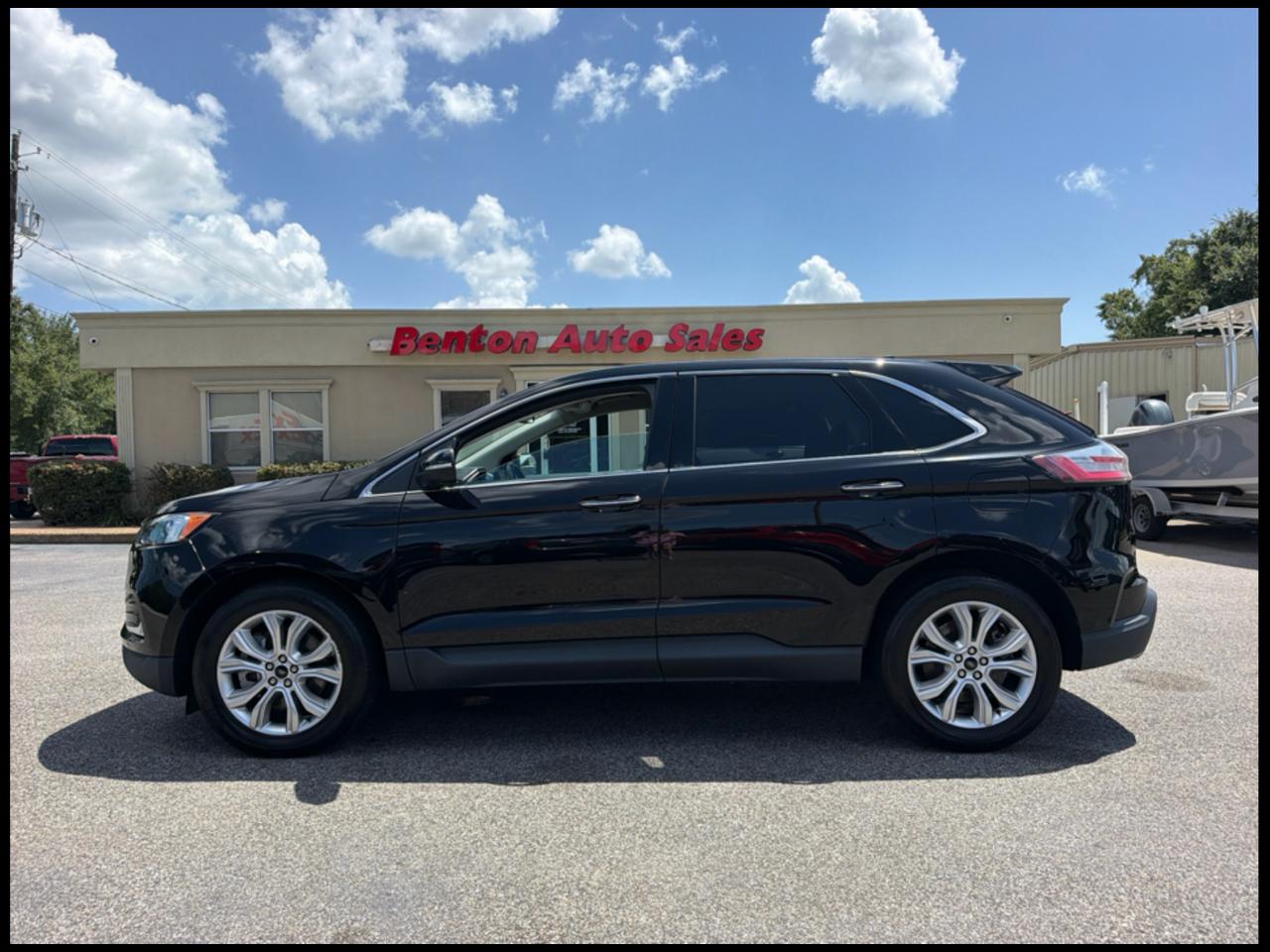 2023 Ford Edge TITANIUM
