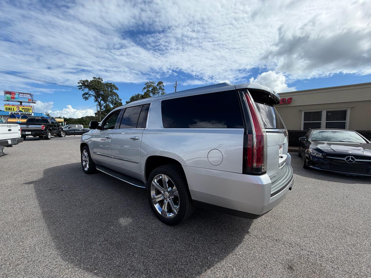 Cadillac Escalade  2016