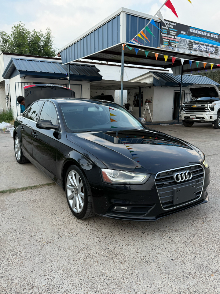 Audi A4  2013