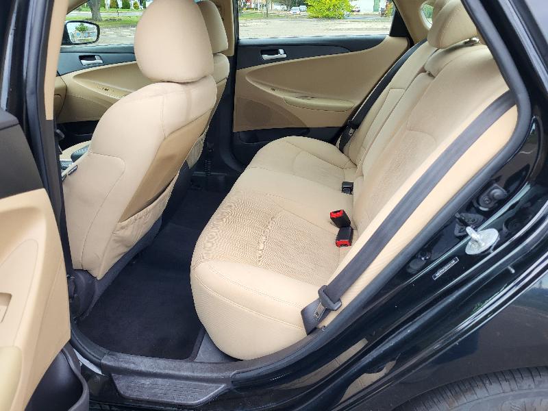 Hyundai Sonata  2013