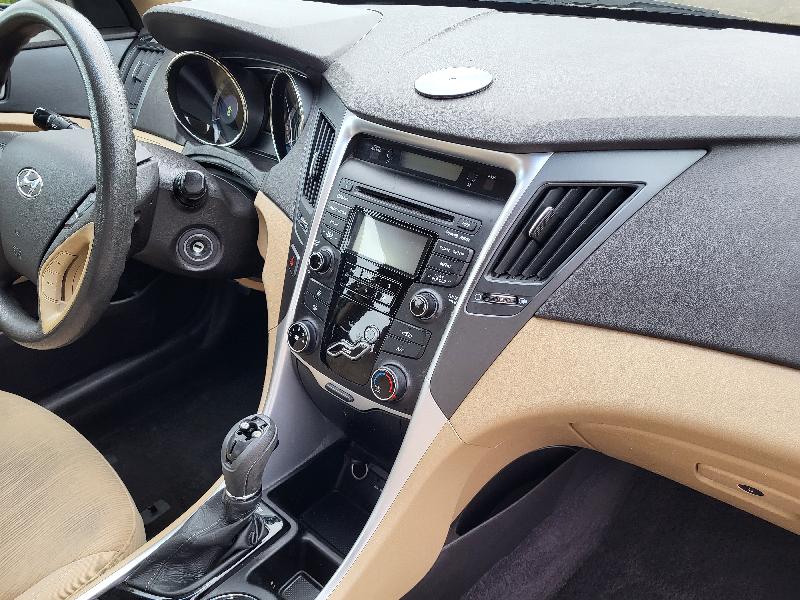 Hyundai Sonata  2013