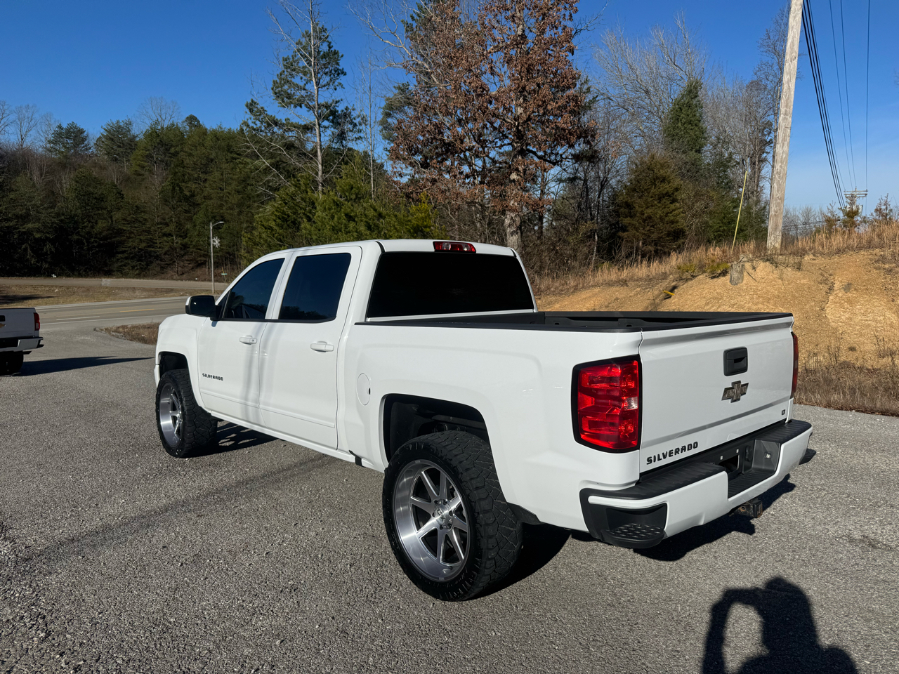 Chevrolet Silverado 1500 4WD Crew Cab 143.5" LT w/2LT 2017