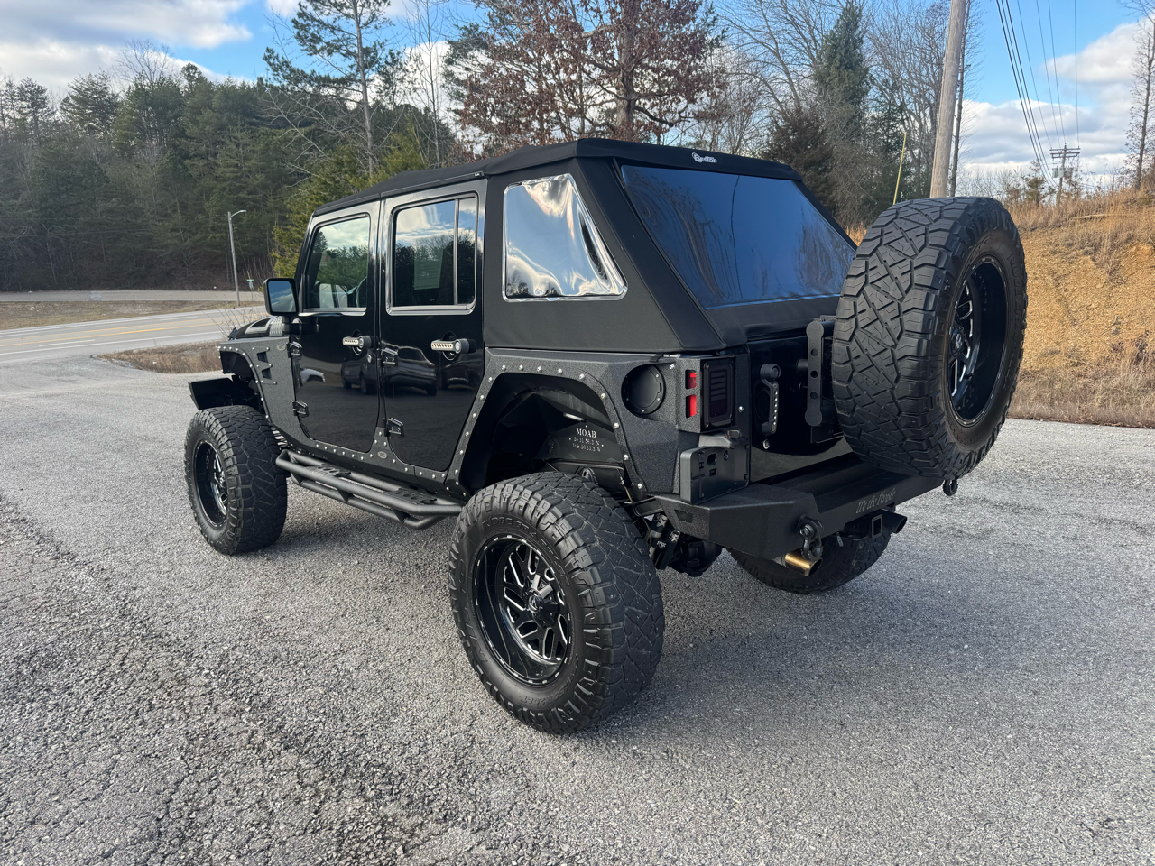 Jeep Wrangler Unlimited 4WD 4dr Sahara 2010