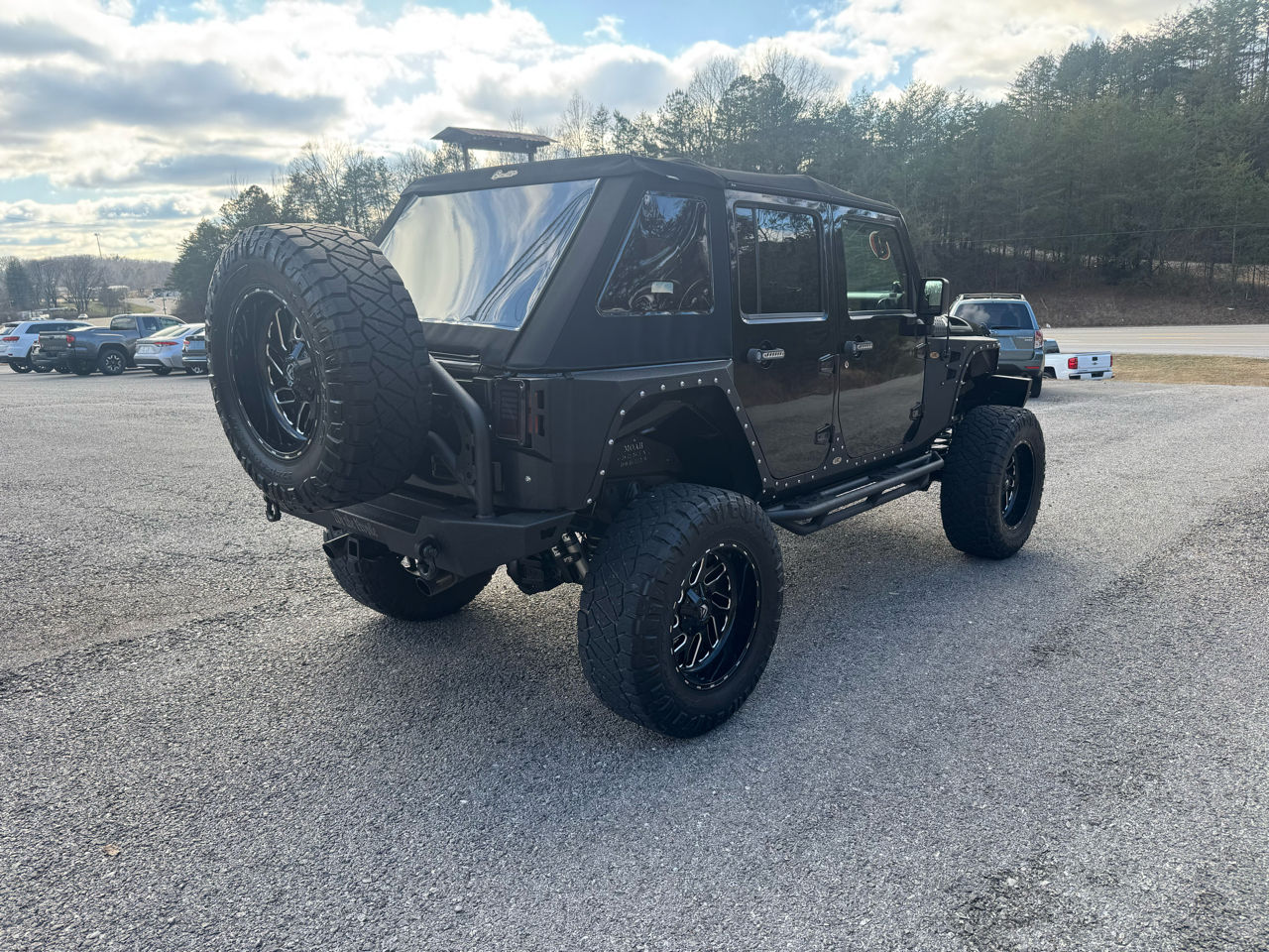 Jeep Wrangler Unlimited 4WD 4dr Sahara 2010