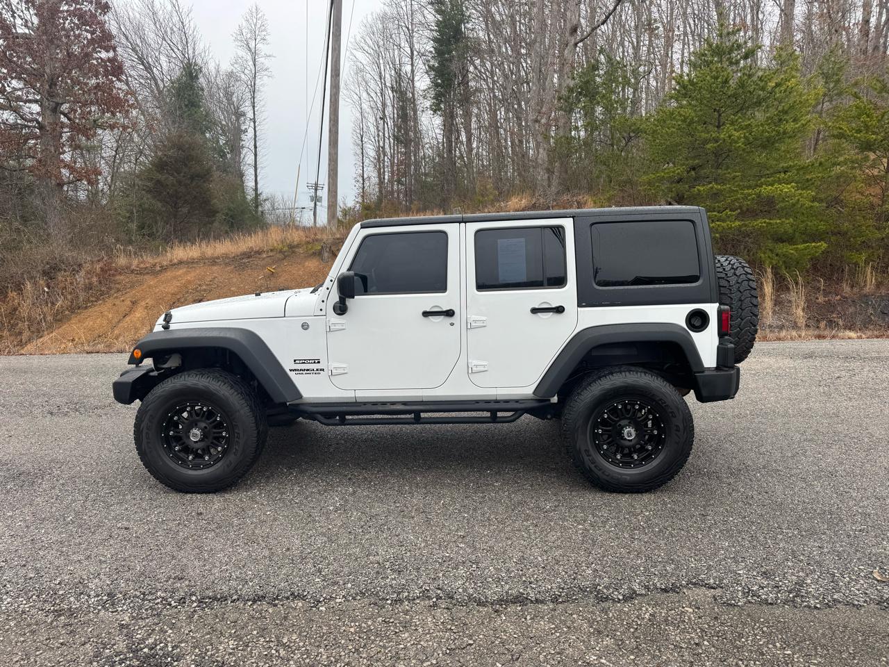 Jeep Wrangler Unlimited 4WD 4dr Sport 2013