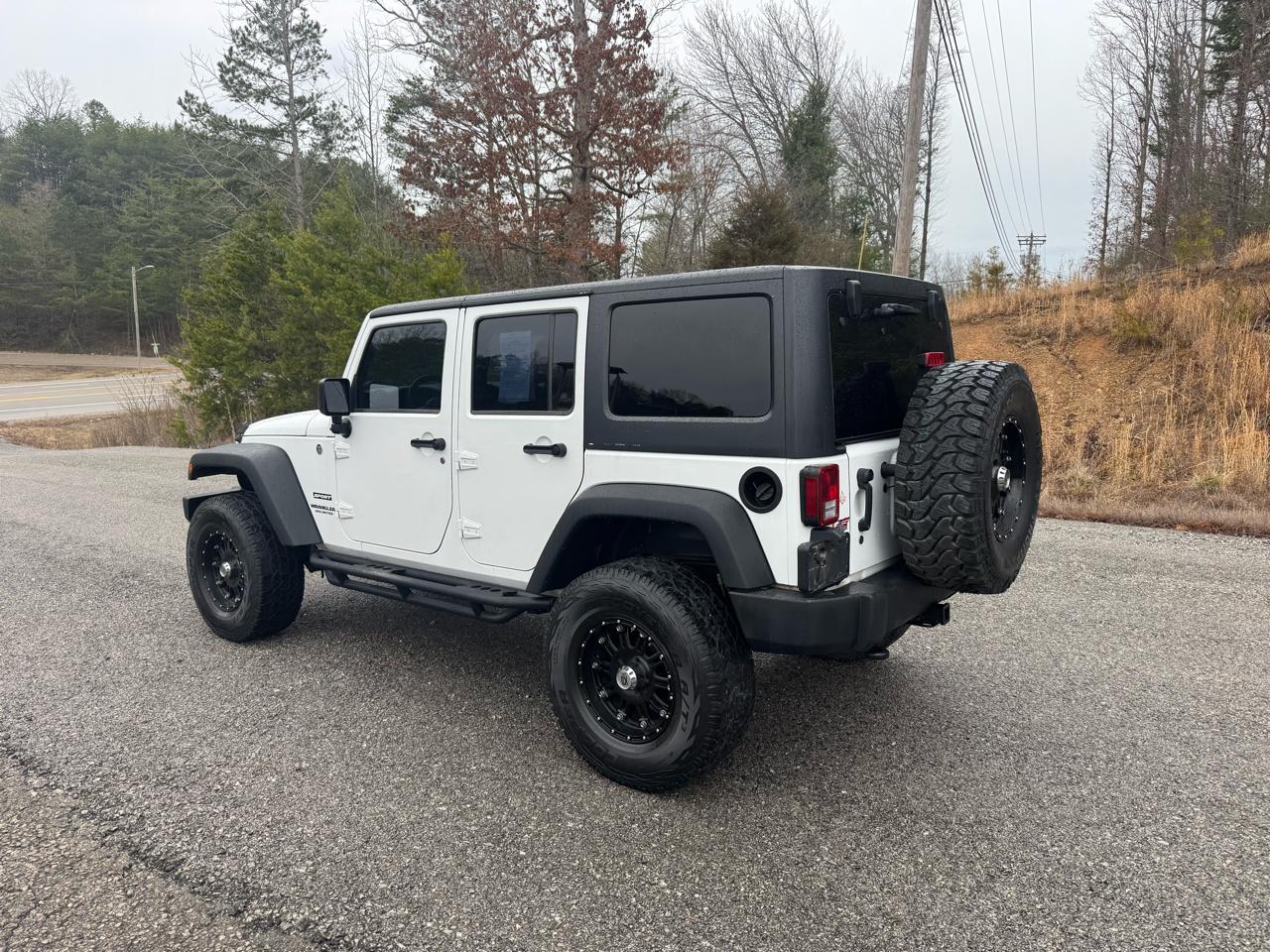Jeep Wrangler Unlimited 4WD 4dr Sport 2013