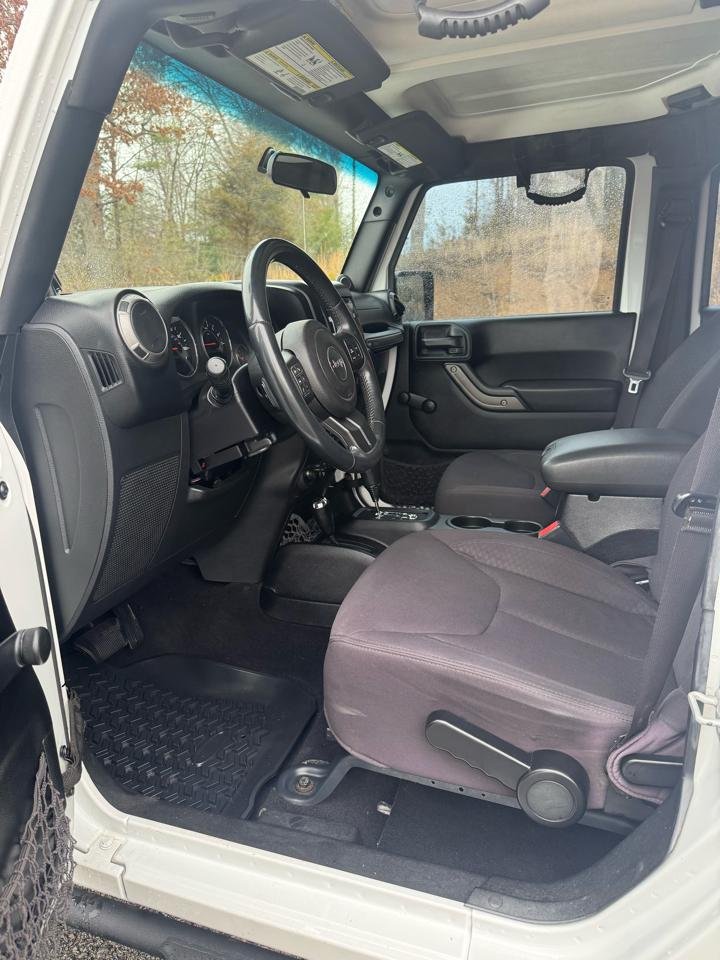 Jeep Wrangler Unlimited 4WD 4dr Sport 2013