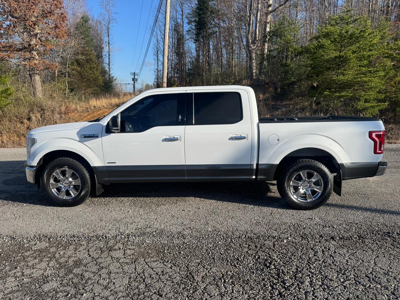 Ford F-150 2WD SuperCrew 157" Lariat 2016
