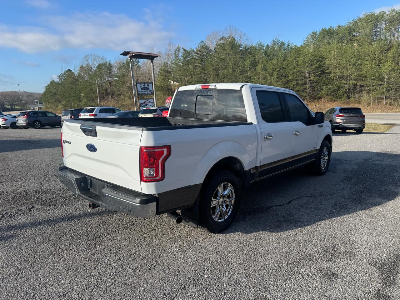 Ford F-150 2WD SuperCrew 157" Lariat 2016