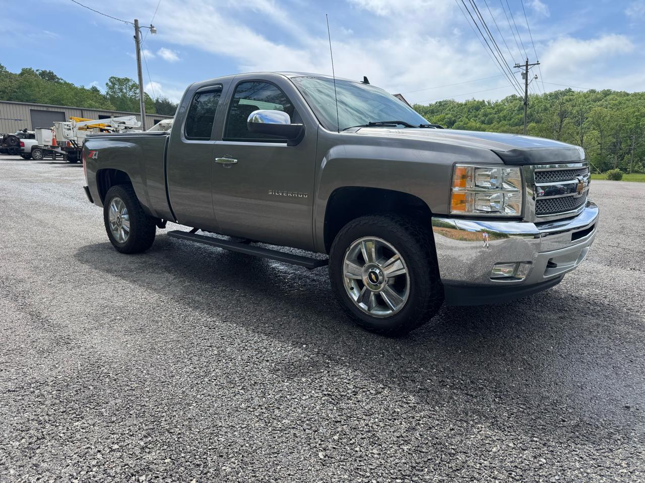 Chevrolet Silverado 1500 4WD Ext Cab 143.5" LT 2013
