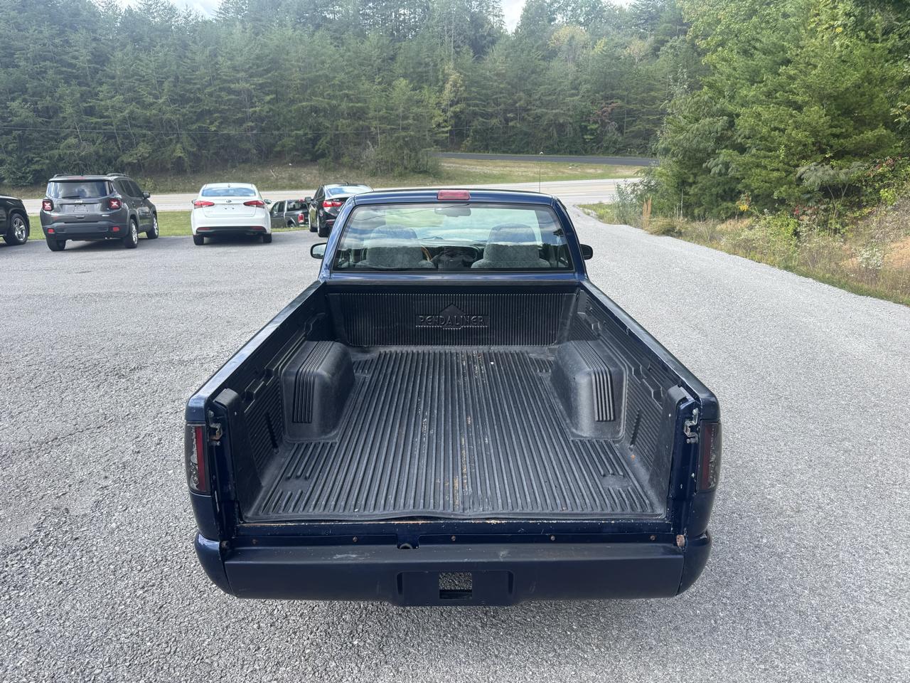 GMC Sonoma Reg Cab 108" WB SLS 1998