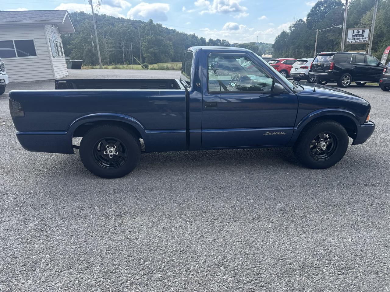 GMC Sonoma Reg Cab 108" WB SLS 1998