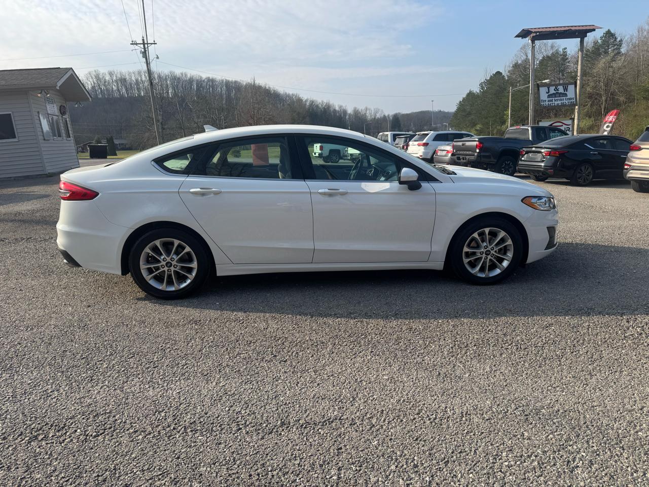 Ford Fusion SE FWD 2019