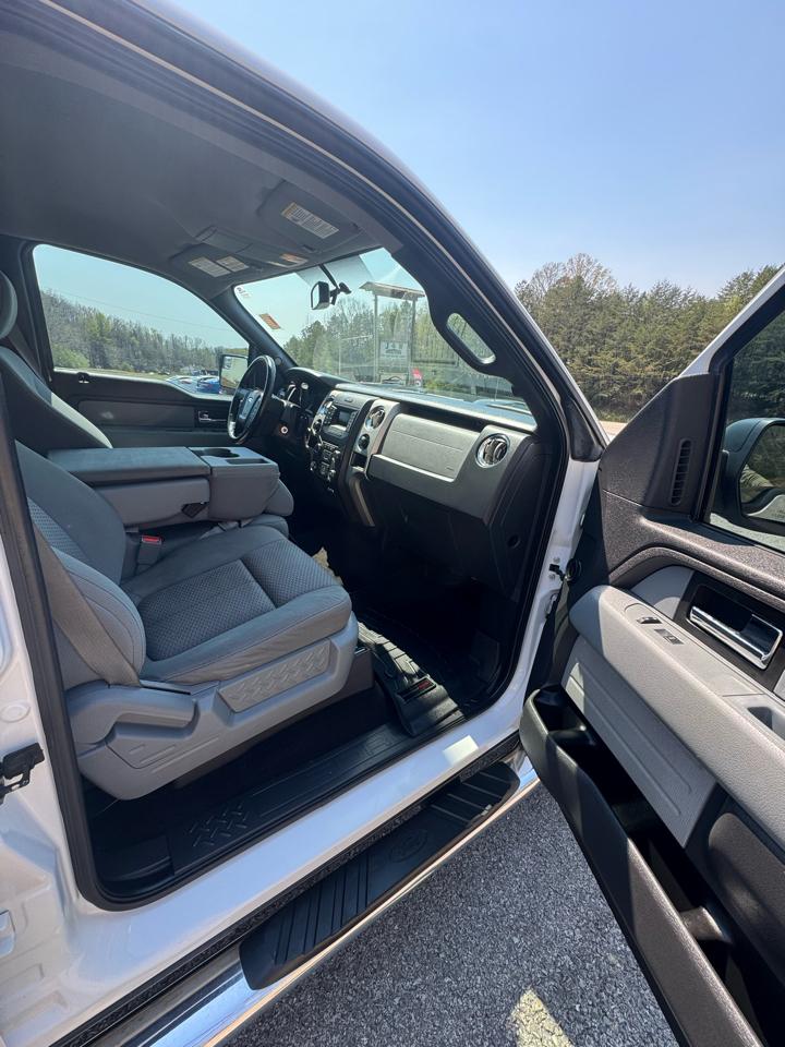 Ford F-150 4WD SuperCrew 145" King Ranch 2013