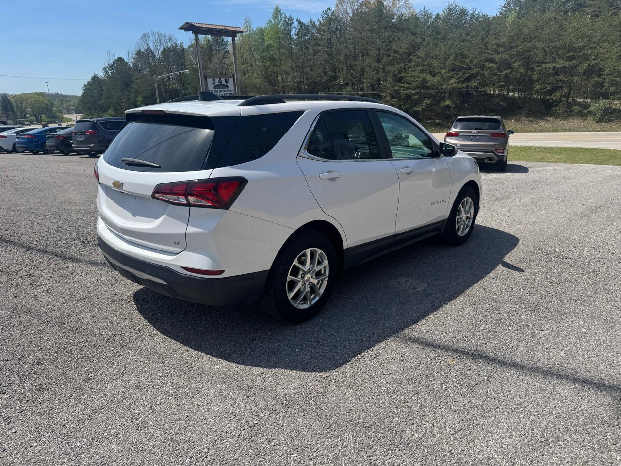 Chevrolet Equinox FWD 4dr LT w/1LT 2022