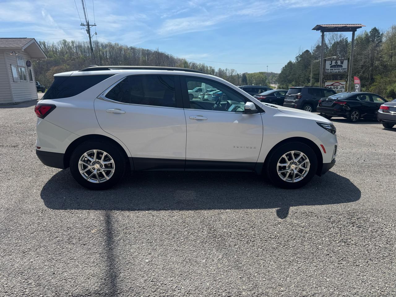 Chevrolet Equinox FWD 4dr LT w/1LT 2022
