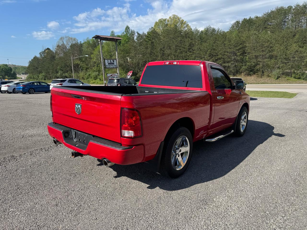 RAM 1500 2WD Reg Cab 120.5" Express 2012