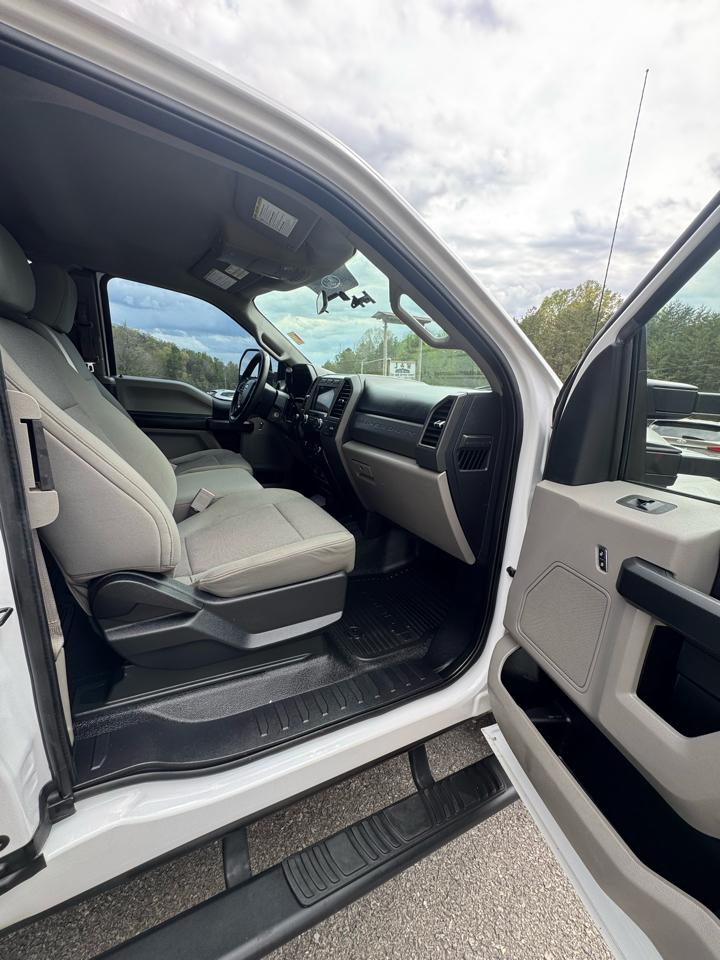 Ford Super Duty F-350 DRW LARIAT 4WD SuperCab 8' Box 2019