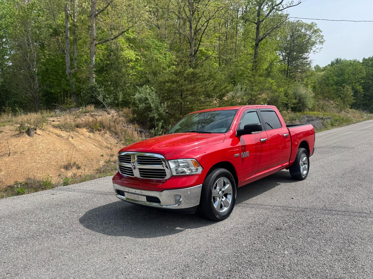 RAM 1500 Big Horn 4x4 Crew Cab 5'7" Box 2017