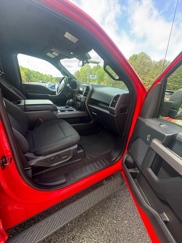 Ford F-150 XLT SuperCrew 4WD 2019