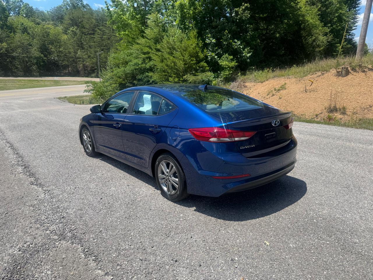Hyundai Elantra  2017