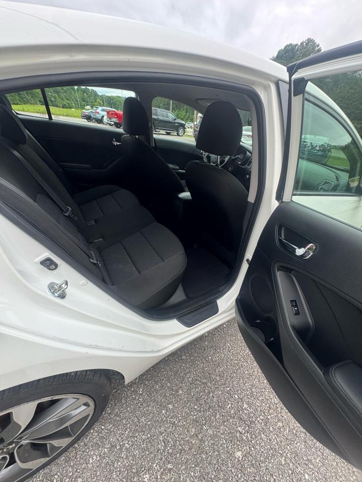 Kia Forte 4dr Sdn Auto LX 2016
