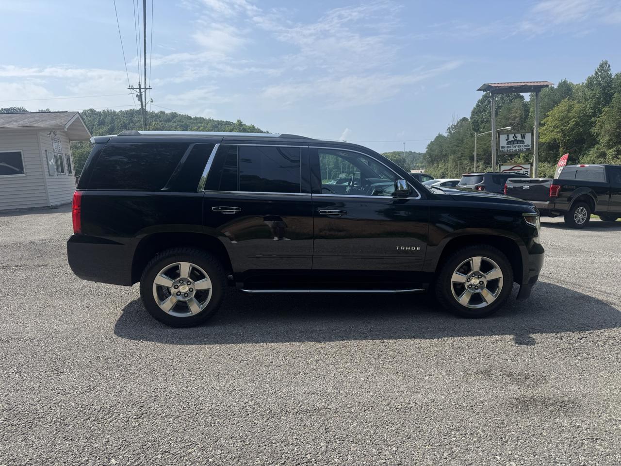Chevrolet Tahoe 2WD 4dr Premier 2019