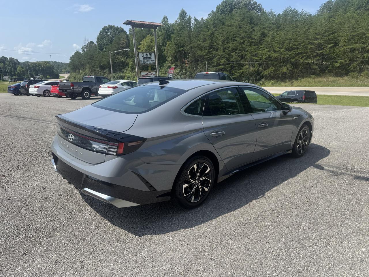 Hyundai Sonata SEL FWD 2025