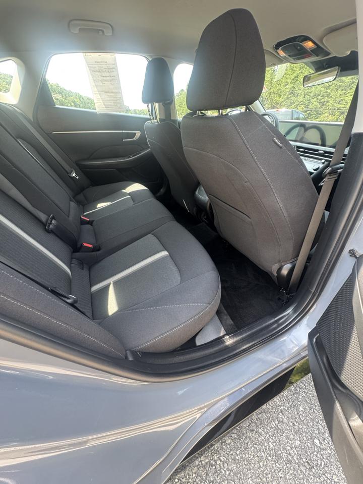 Hyundai Sonata SEL FWD 2025