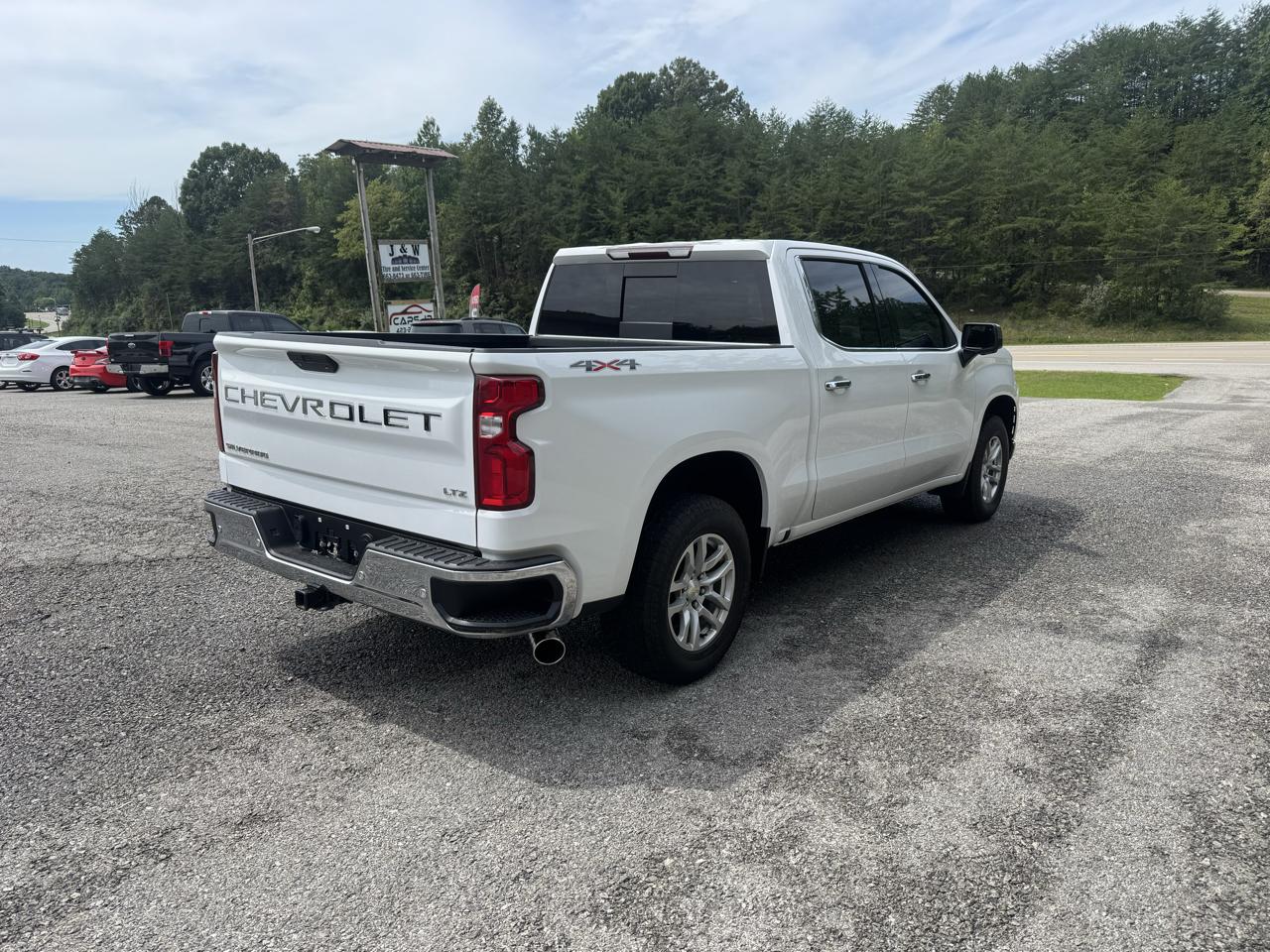 Chevrolet Silverado 1500 4WD Crew Cab 147" LTZ 2021