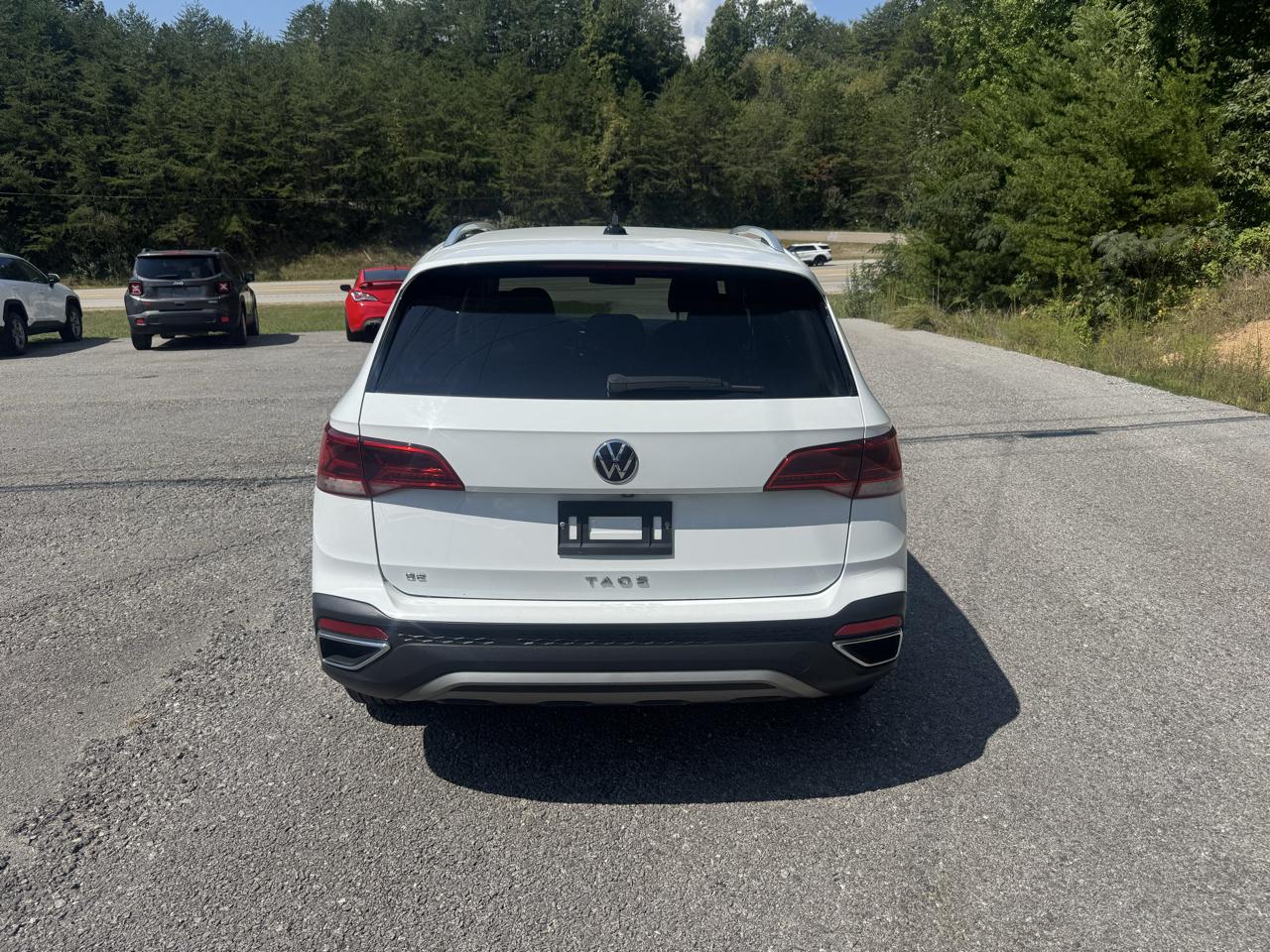 Volkswagen Taos SE FWD 2022