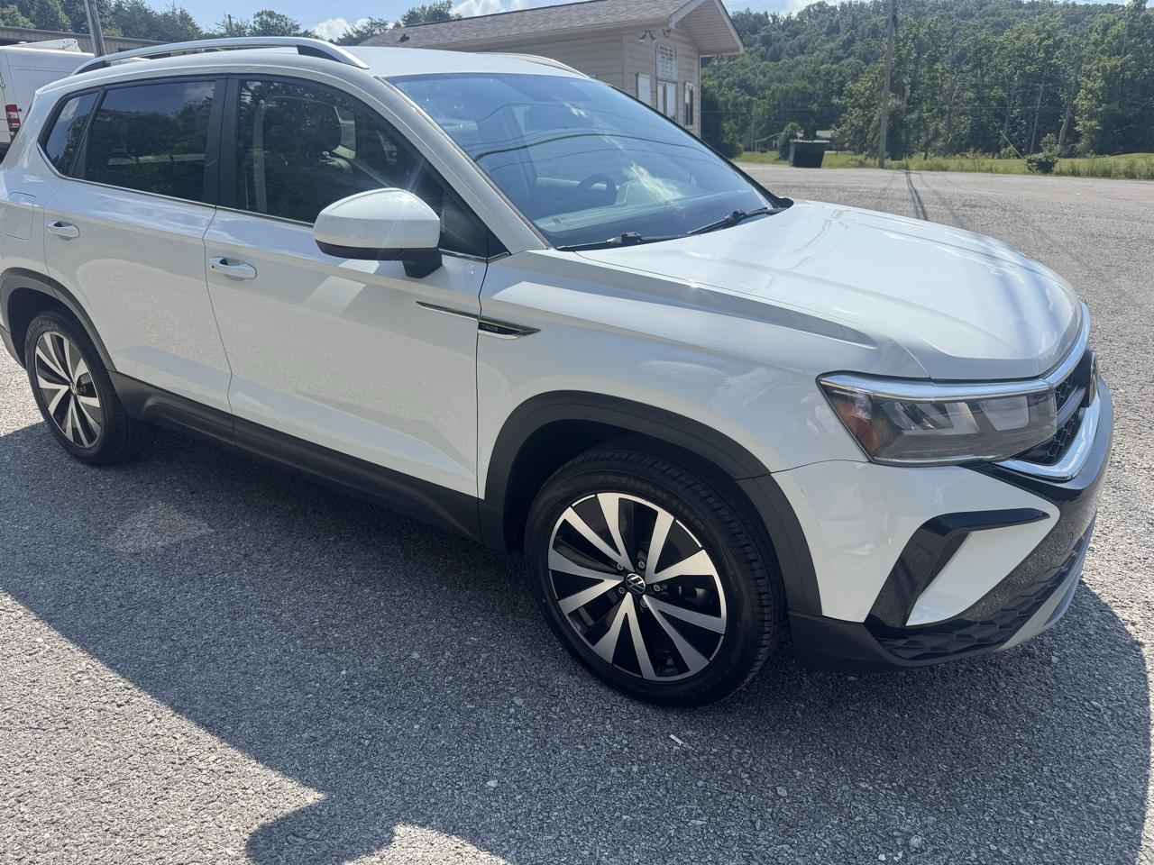 Volkswagen Taos SE FWD 2022
