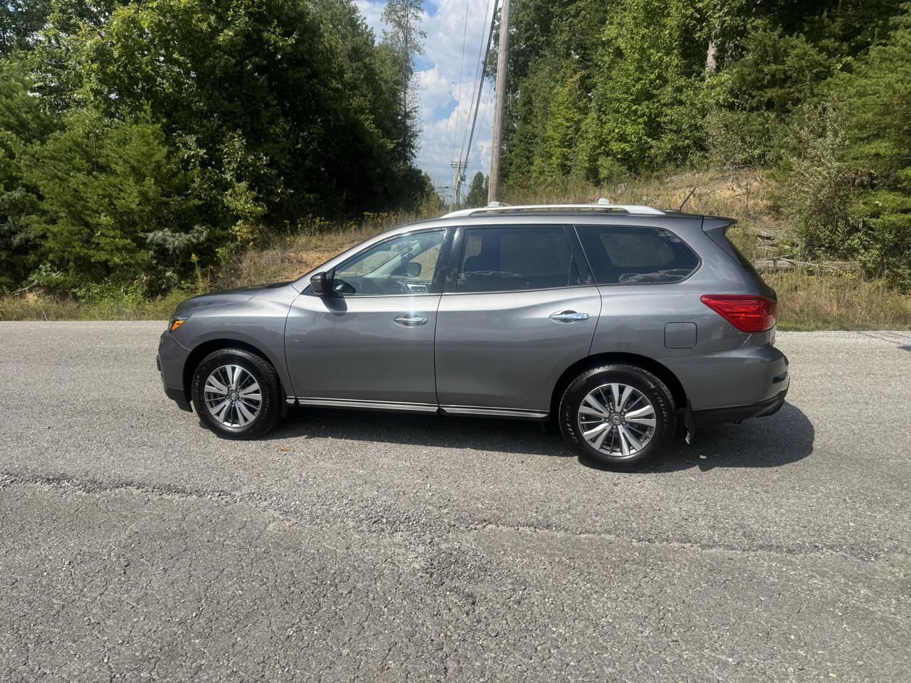 Nissan Pathfinder FWD S 2018