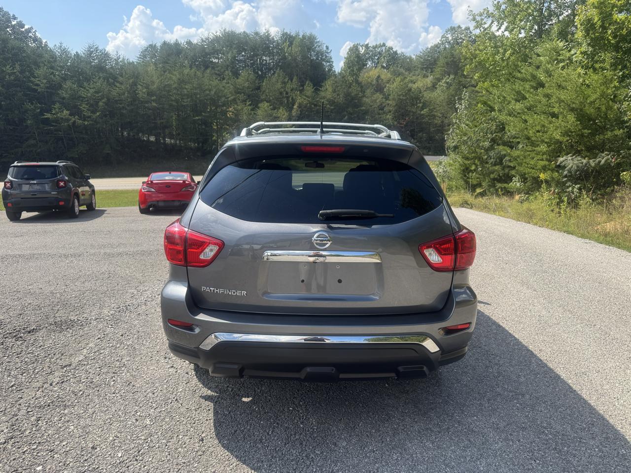 Nissan Pathfinder FWD S 2018