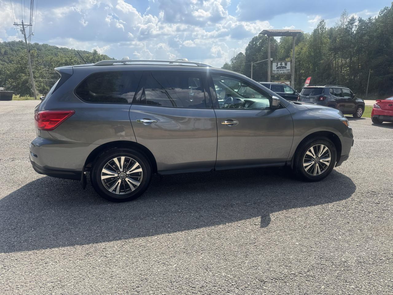 Nissan Pathfinder FWD S 2018