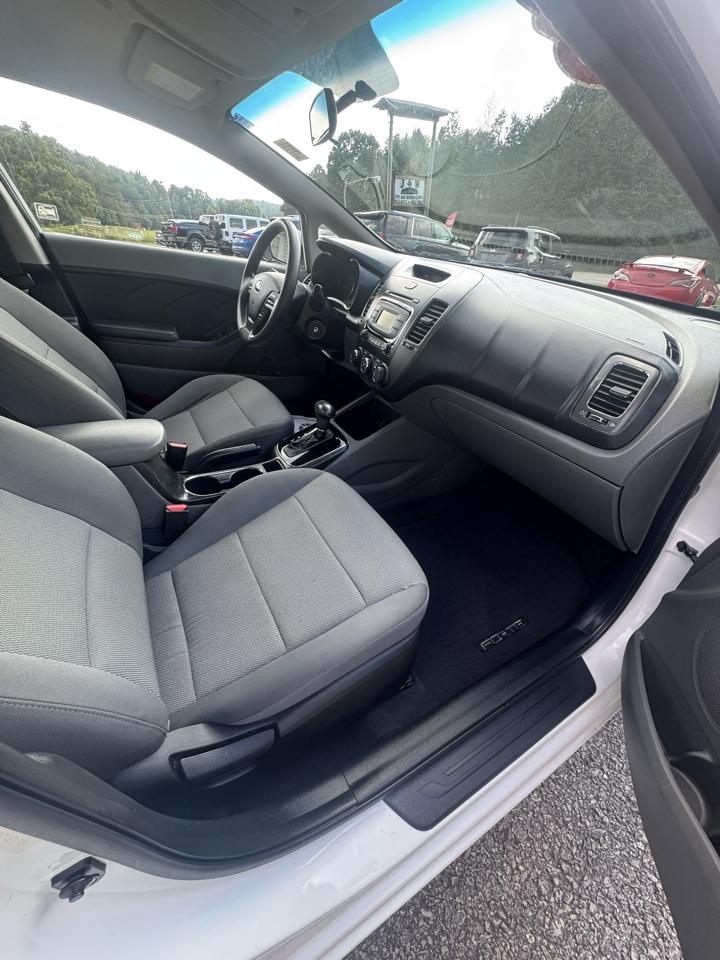 Kia Forte LX Auto 2018