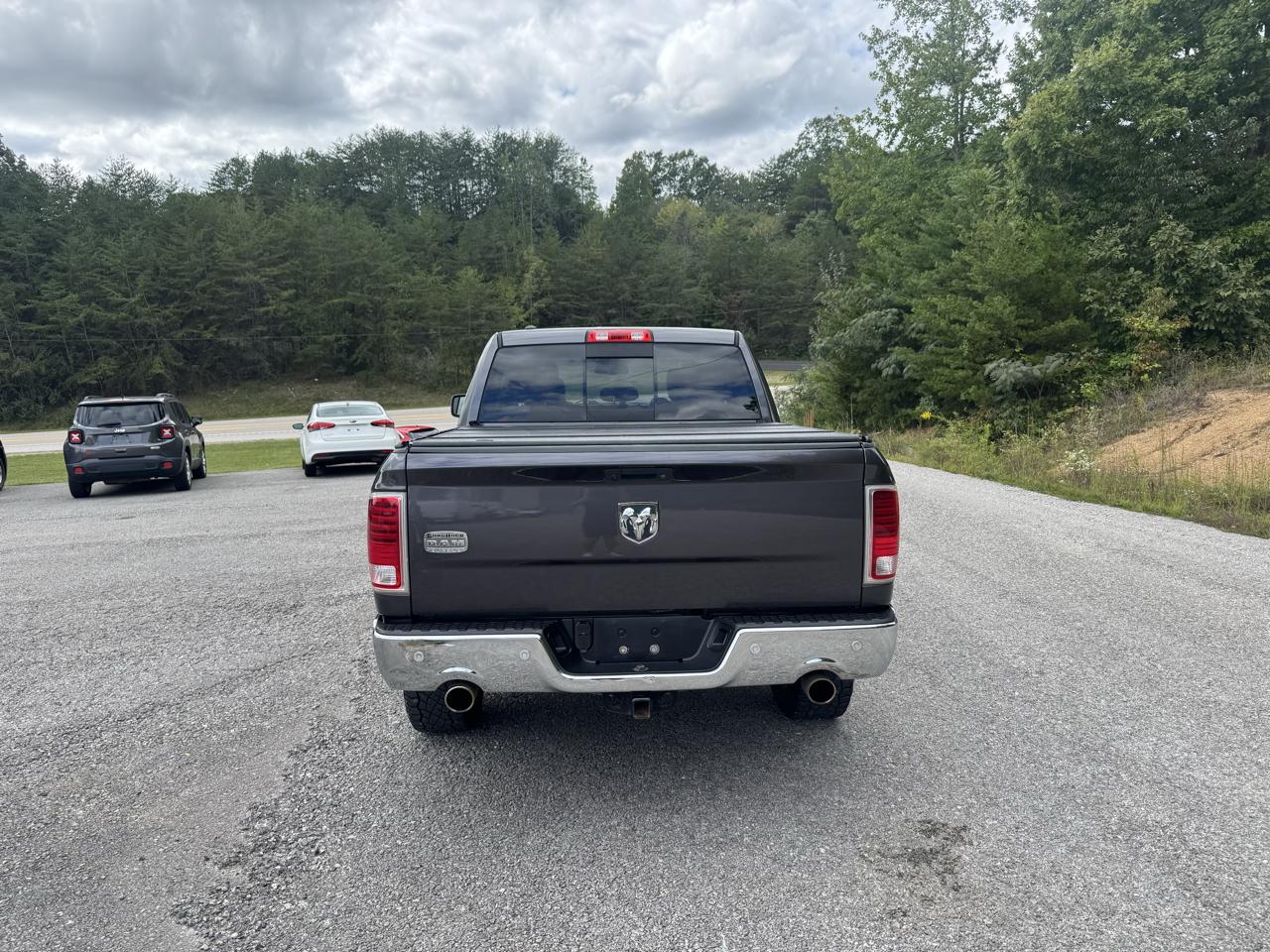 RAM 1500 4WD Crew Cab 140.5" Longhorn 2017
